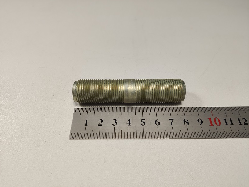 Шпилька М18*1,5*42 поворотного кулака КАМАЗ 4310 (БелЗАН) (артикул ...