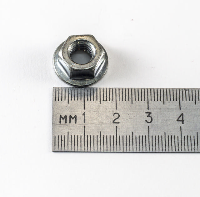 Гайка М8*1,25 с фланцем (Кр.Этна) (артикул 4599531819-п29) — Автодетальки