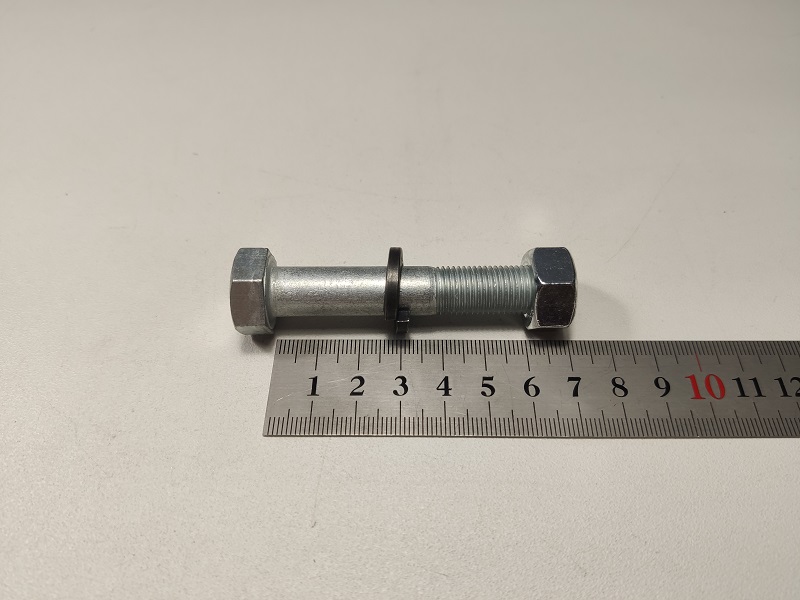 Болт М12*1,25*70 реактивной штанги 2101 в/сб (БелЗАН) — Автодетальки