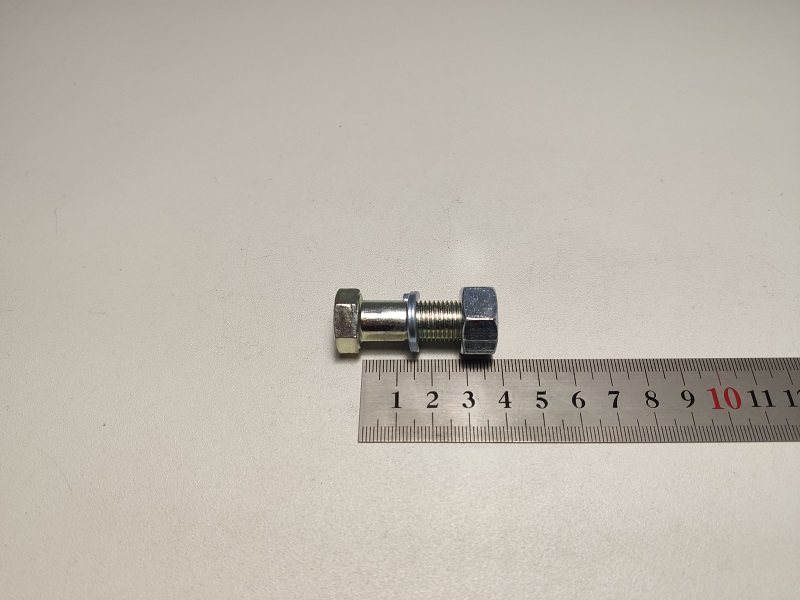 Болт М12*1,25*38 кардана ГАЗ 53 дл. в/сб — Автодетальки