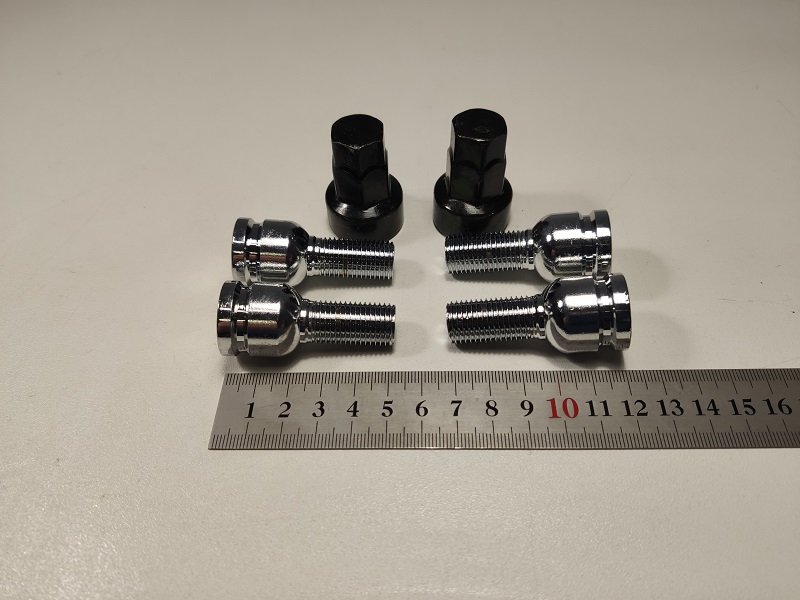 Болт колесный секретный М14*1,5 (54/28, сфера, хром.) (к-т 4 шт+2 ключа ...